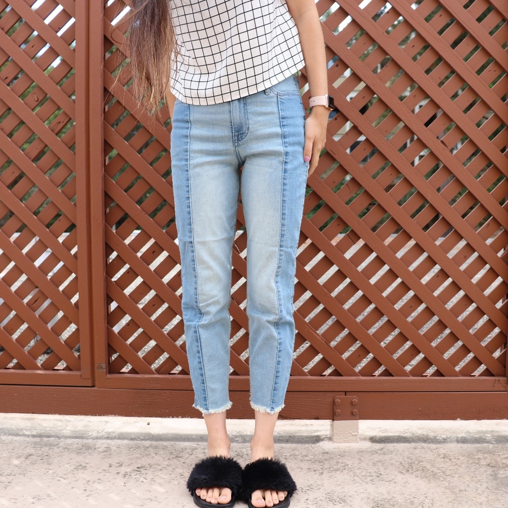 Hollister Boyfriend High Rise Denim